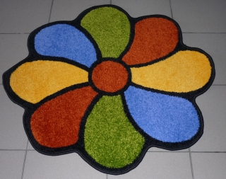 Dětský kusový koberec Weliro květ 100 x 100 cm